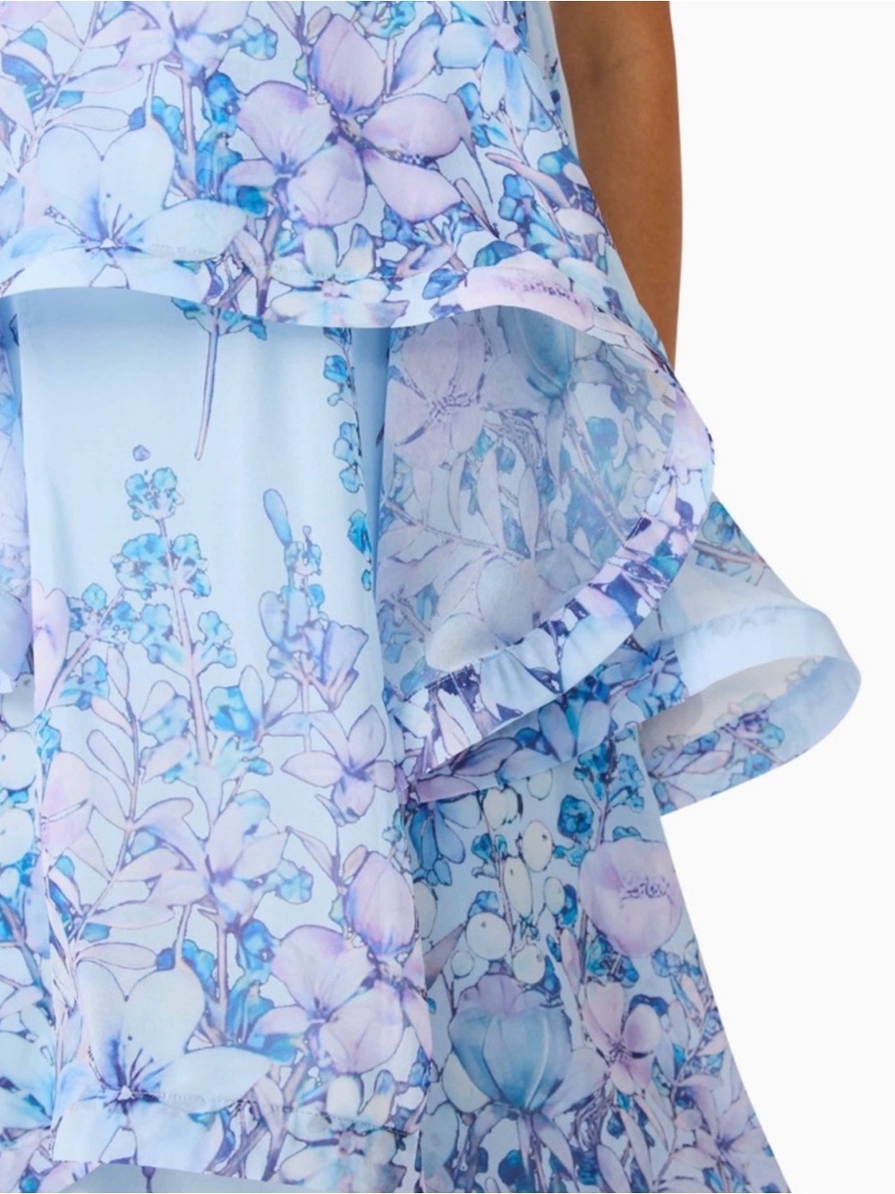 Elliatt Tiered Dress - Picture 5 of 6